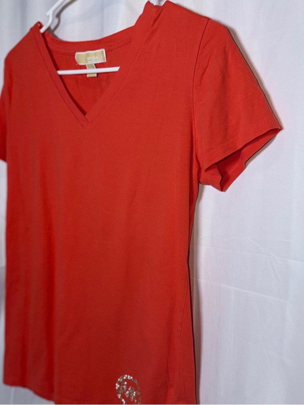 Michael Kors Women's pink V-Neck Short Sleeve Tee #108 - Picture 3 of 7